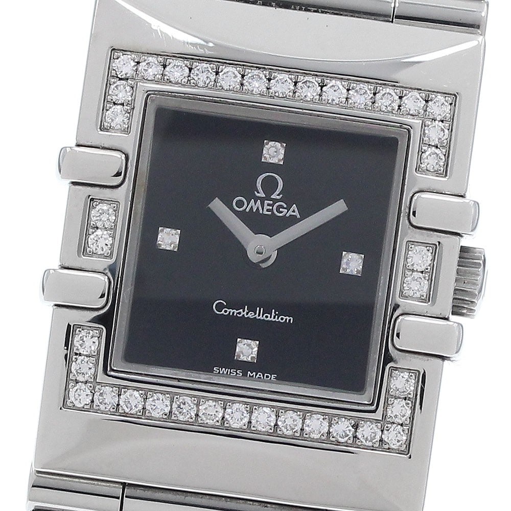 Omega Constellation Carre Quadra 1528.46 Quartz Ladies Watch: Omega Constellation Carre Quadra 1528.46 Quartz Ladies Watch This Omega Constellation Carre Quadra wristwatch features a sleek stainless steel case and bracelet, paired with a striking black dial. Des