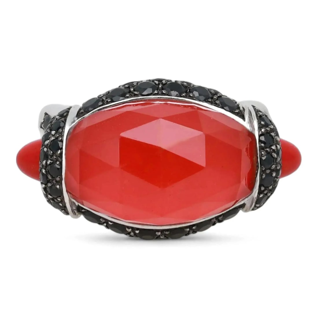 Stephen Webster 18K White Gold Cocktail Ring With Coral Crystal and Black Sapphires 6.5: Stephen Webster 18K White Gold Cocktail Ring With Coral Crystal and Black Sapphires 6.5 This Stephen Webster cocktail ring is crafted in 18K white gold and features a bold, chunky design. The centerpi