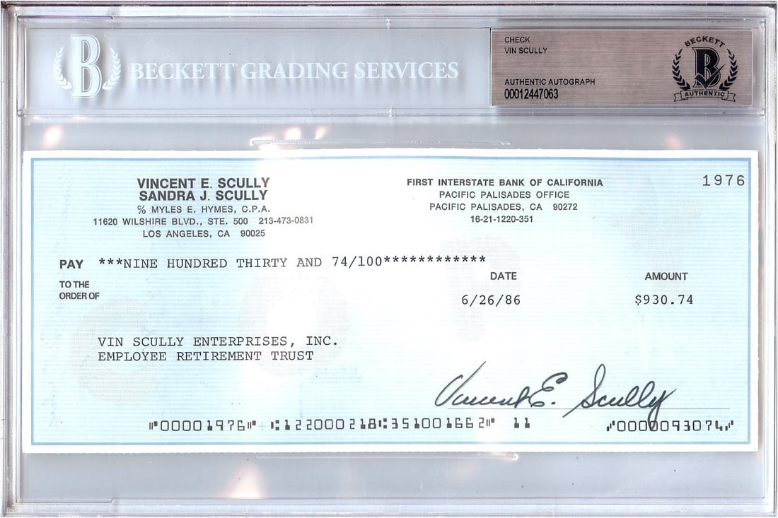 Vin Scully Autographed Personal Check LA Dodgers Beckett Authenticated (1 of 1)