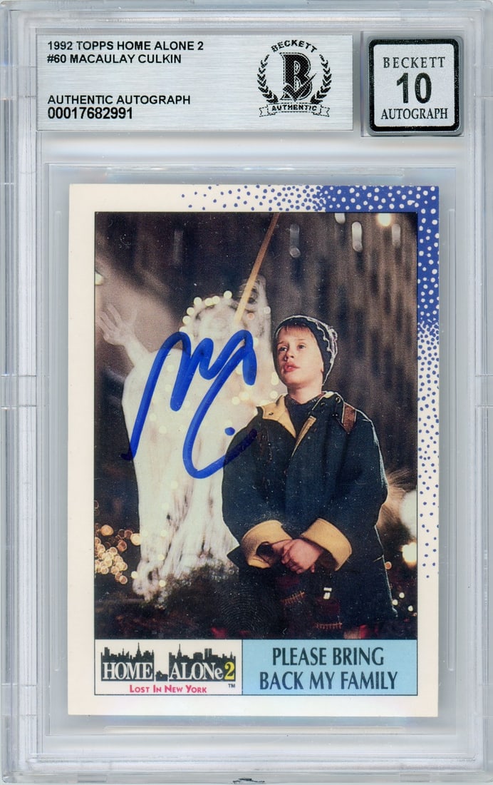 Macaulay Culkin signed 1992 Topps Home Alone 2 card #60 BGS 10 (1 of 2)