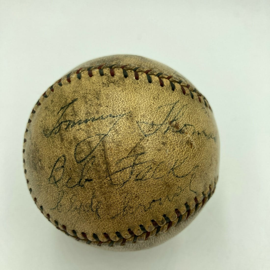 1927 Chicago White Sox Signed Game Used Baseball JSA COA Bibb Falk Willie Kamm: 1927 Chicago White Sox Signed Game Used Baseball JSA COA Bibb Falk Willie Kamm This rare July 9, 1927, Chicago White Sox multi-signed game-used baseball features the autographs of Bibb Falk, Willie Ka