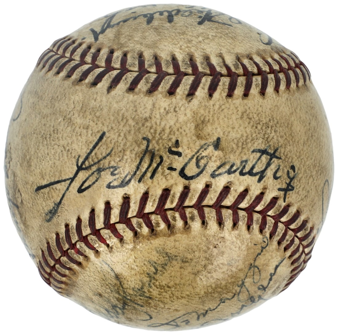 1939 New York Yankees Team Signed Baseball with Beckett COA: 1939 New York Yankees Team Signed Baseball with Beckett COA Celebrate the legacy of the 1939 New York Yankees with this original team-signed baseball, featuring the signatures of 13 members from a his