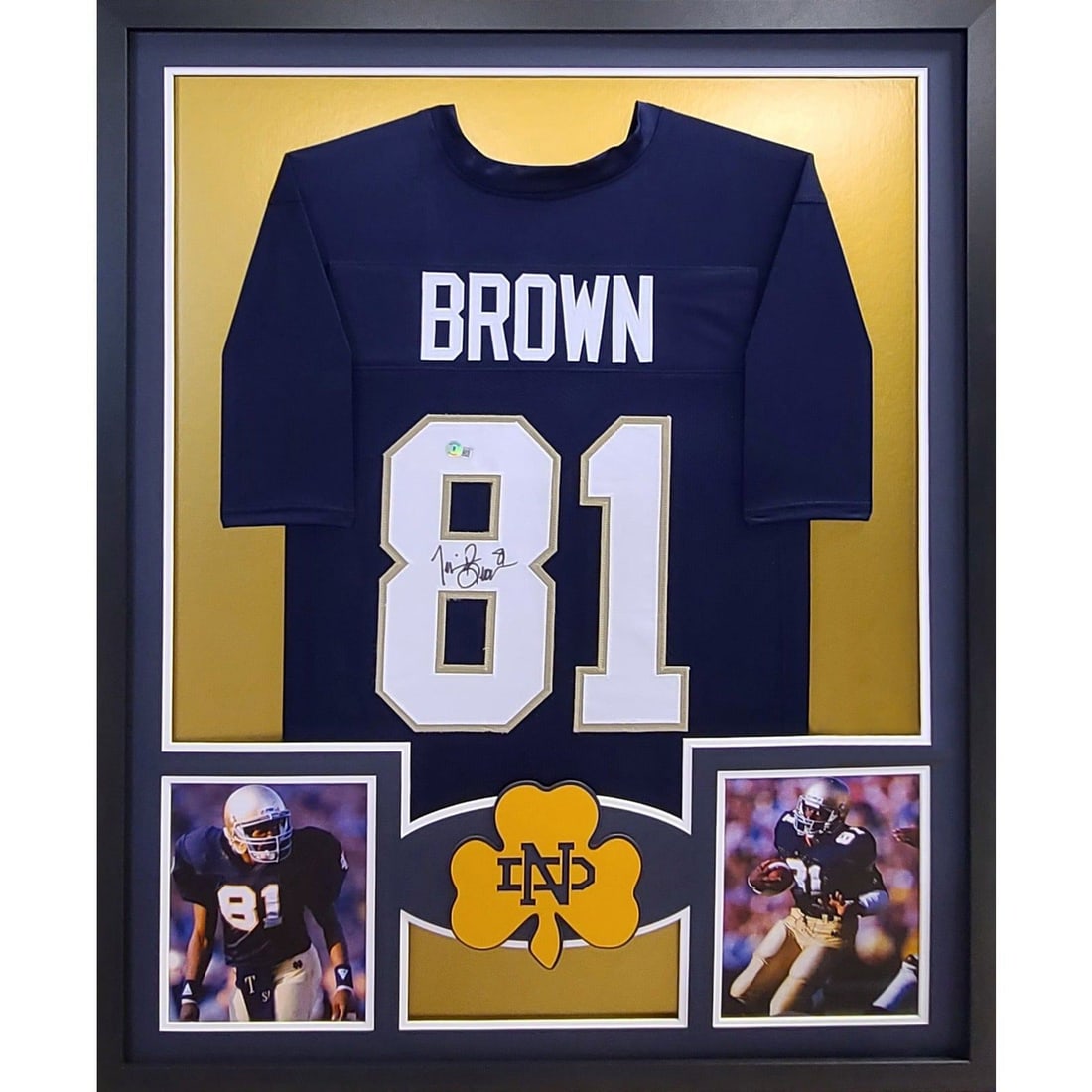Tim Brown Autographed Framed Jersey Beckett Notre Dame 42x34: Tim Brown Autographed Framed Jersey Beckett Notre Dame 42x34 This autographed Tim Brown framed jersey is a fantastic collectible for any Notre Dame fan. Authenticated by Beckett, a leading name in spo