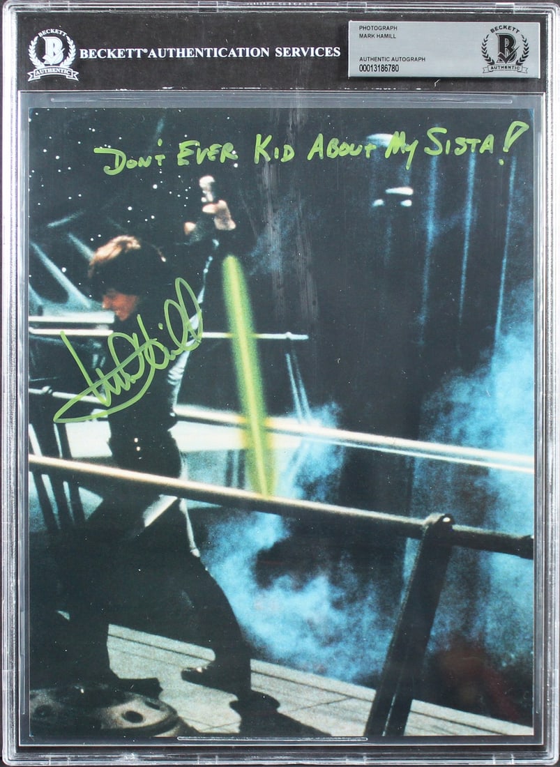 Mark Hamill Signed Star Wars Empire Strikes Back 8x10 Photo Beckett Authenticated: Mark Hamill Signed Star Wars Empire Strikes Back 8x10 Photo Beckett Authenticated This remarkable 8x10 photograph features the iconic Mark Hamill, personally signed with the inscription "Don't Ever Ki