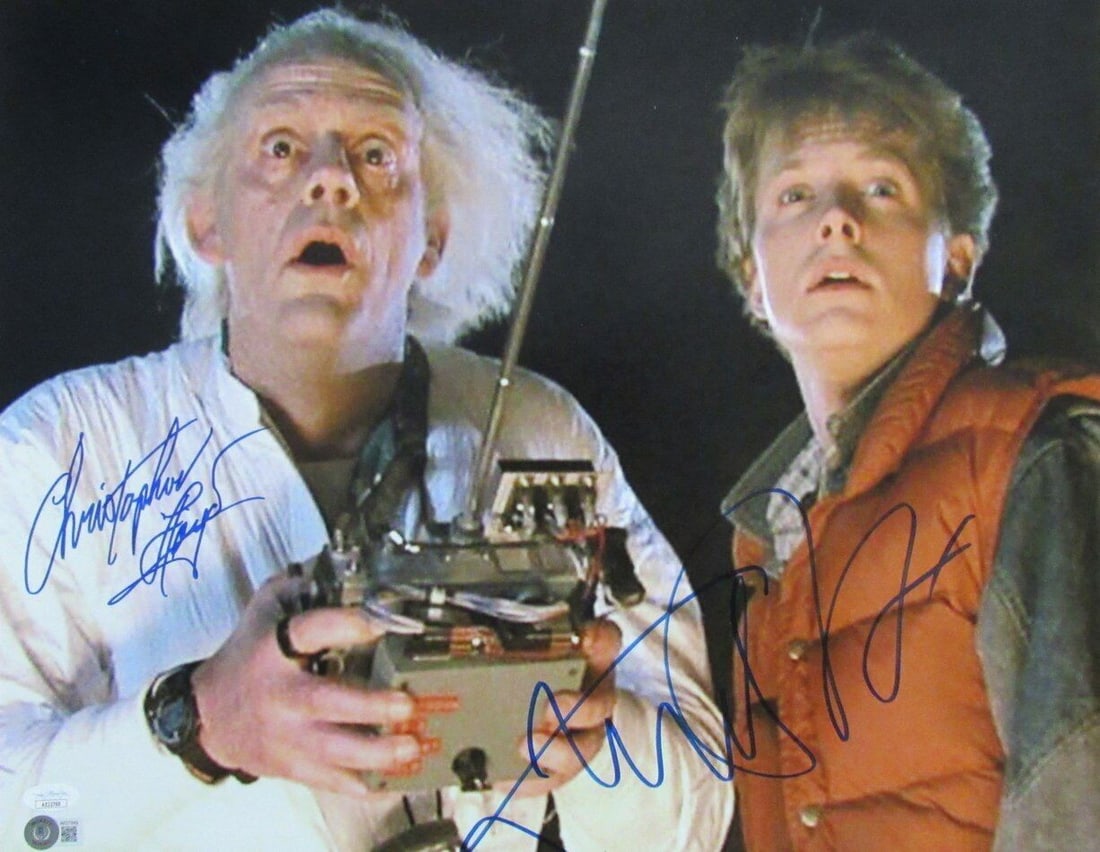 Michael J Fox Christopher Lloyd Signed 16x20 Back to the Future Photo JSA Authenticated: Michael J Fox Christopher Lloyd Signed 16x20 Back to the Future Photo JSA Authenticated This stunning 16x20 photo features the legendary duo Michael J. Fox and Christopher Lloyd, both of whom have sig