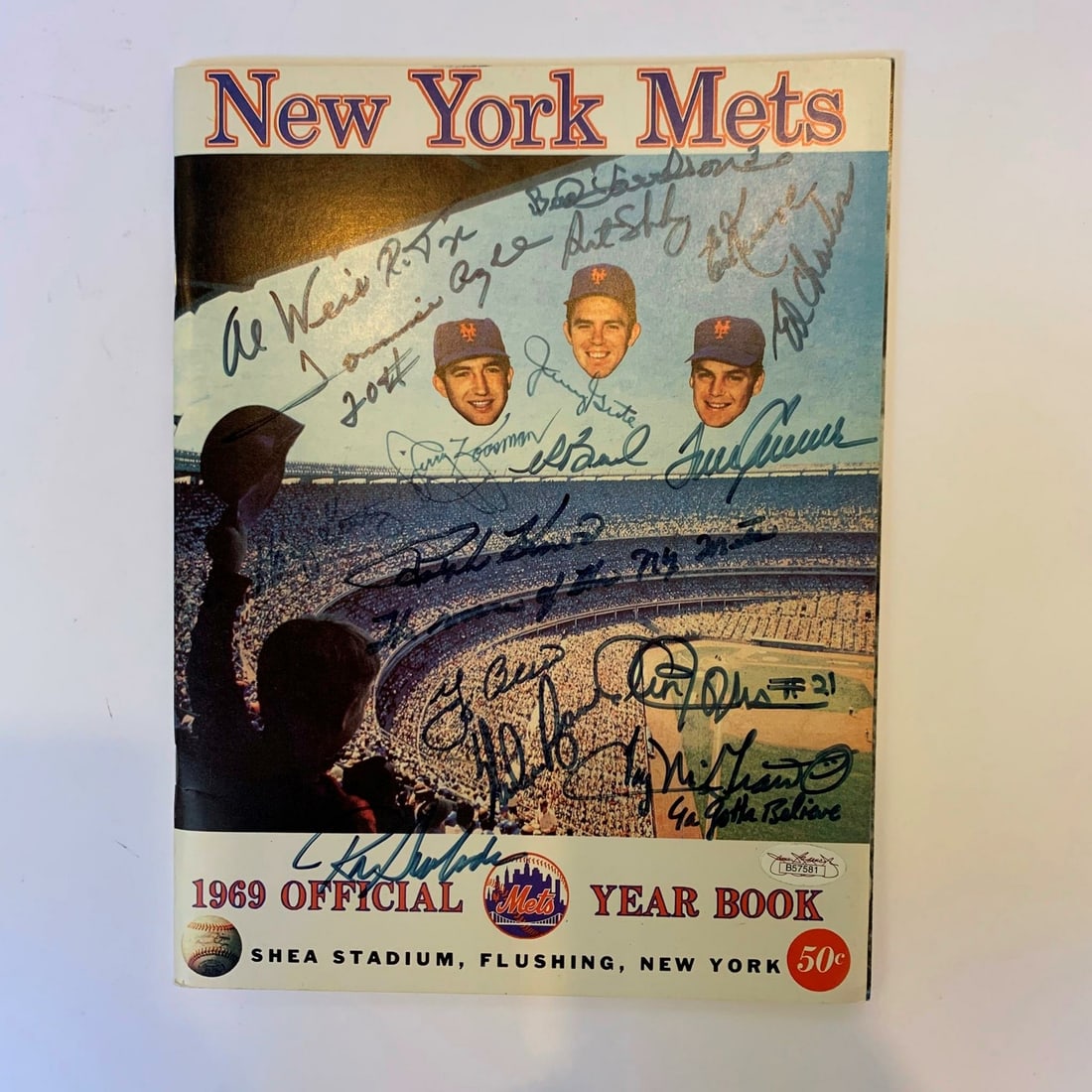 1969 NY Mets Team Signed Yearbook Nolan Ryan Tom Seaver JSA Authenticated: 1969 NY Mets Team Signed Yearbook Nolan Ryan Tom Seaver JSA Authenticated Celebrate the legacy of the 1969 New York Mets with this authentic team-signed yearbook. The front cover features signatures f