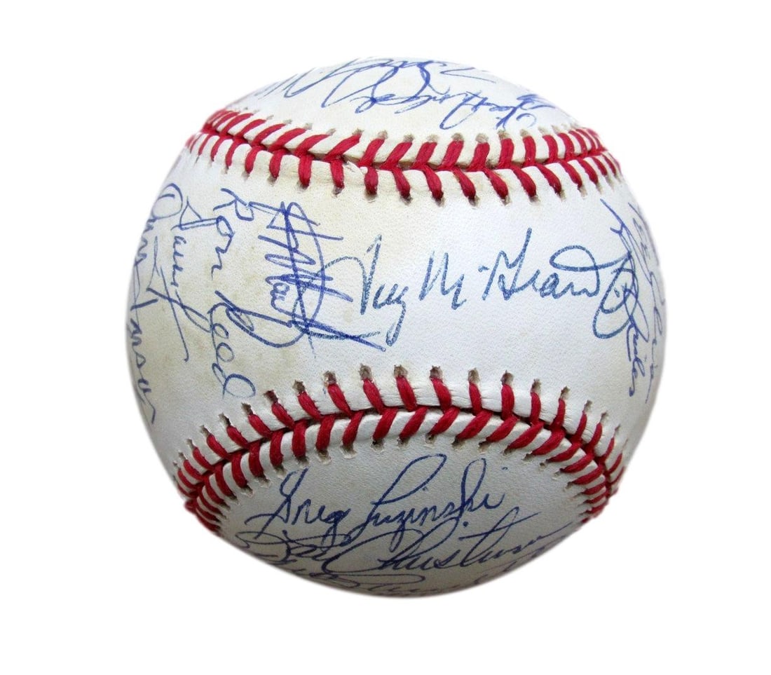 1980 Phillies World Series Team Signed ONL Baseball 26 Signatures PSA/DNA: 1980 Phillies World Series Team Signed ONL Baseball 26 Signatures PSA/DNA Celebrate the legendary Philadelphia Phillies with this 1980 World Series Champions Team Signed Rawlings ONL Baseball, featuri