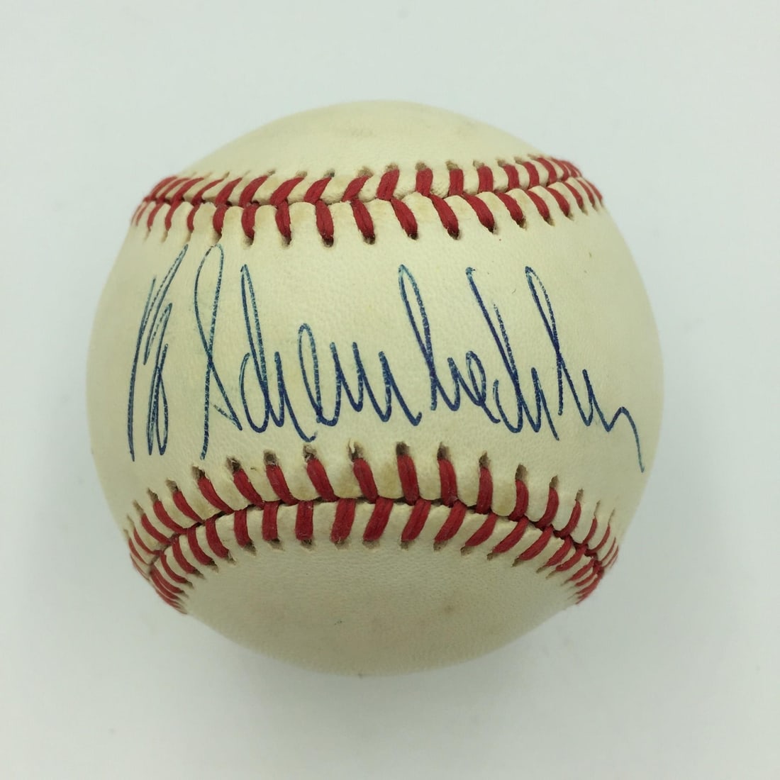 Bo Schembechler Signed Baseball with JSA COA Michigan Wolverines RARE: Bo Schembechler Signed Baseball with JSA COA Michigan Wolverines RARE This rare Bo Schembechler single signed baseball is a must-have for any fan of NCAA and Michigan Wolverines memorabilia. Authentic