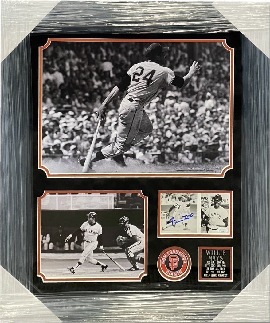Willie Mays Signed Framed 5x7 Photo JSA Authenticated San Francisco Giants: Willie Mays Signed Framed 5x7 Photo JSA Authenticated San Francisco Giants This stunning framed photograph features the legendary Willie Mays, capturing him in action as a member of the San Francisco 