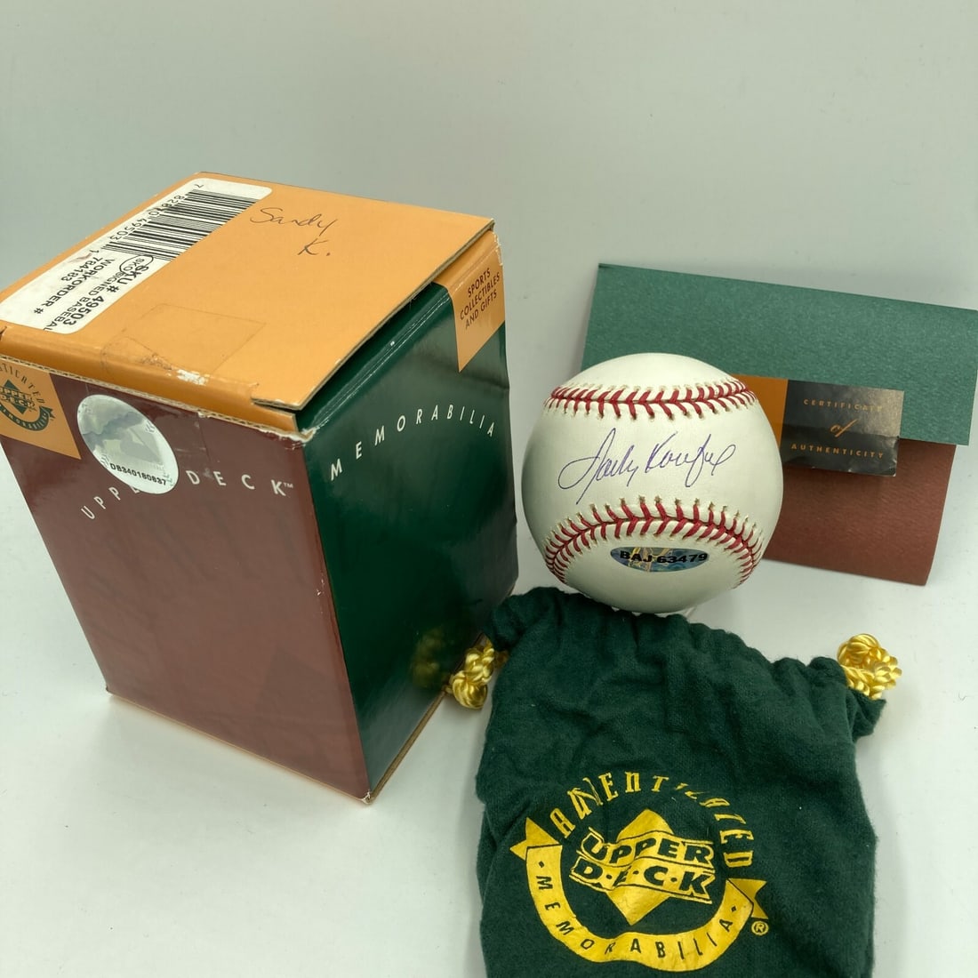 Sandy Koufax Signed MLB Baseball with Upper Deck COA Dodgers: Sandy Koufax Signed MLB Baseball with Upper Deck COA Dodgers This is an officially licensed Major League Baseball signed by legendary player Sandy Koufax. The baseball comes with a UDA Upper Deck Auth