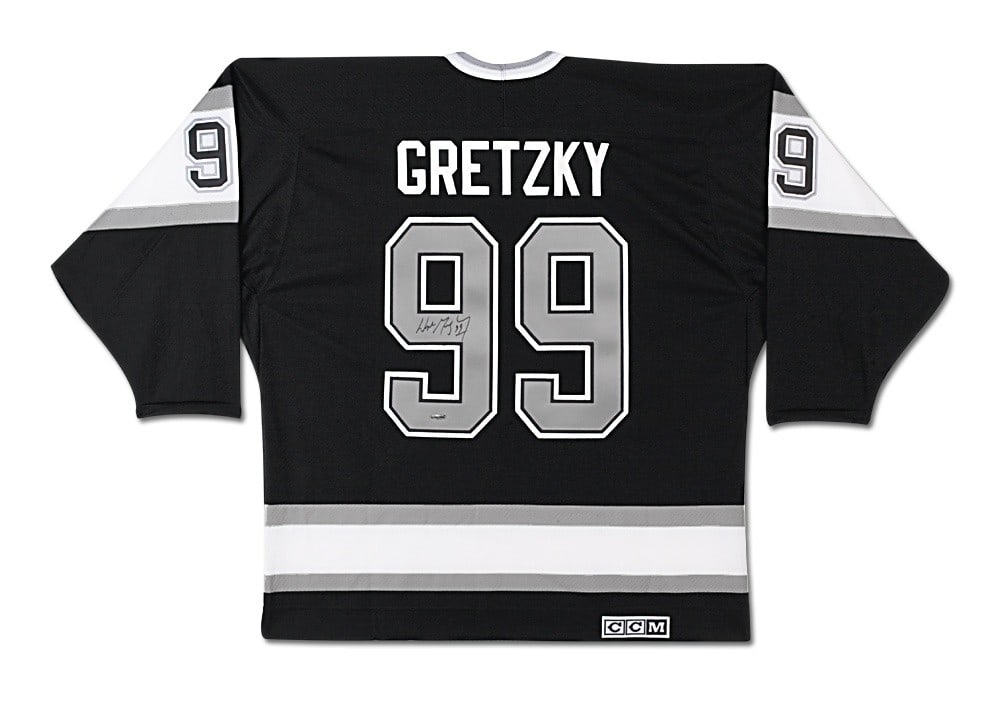Wayne Gretzky Autographed Jersey Replica Los Angeles Kings Upper Deck Authentic: Wayne Gretzky Autographed Jersey Replica Los Angeles Kings Upper Deck Authentic This is an original, pre-owned jersey replica of Wayne Gretzky, featuring his autograph. The jersey represents the Los A