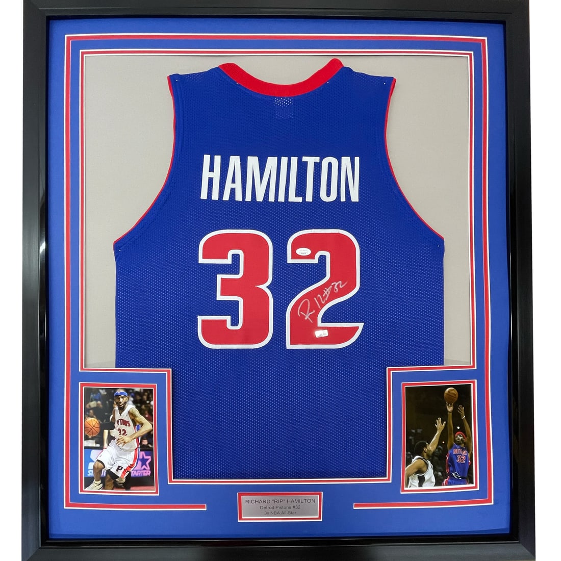 Framed Richard Hamilton Signed Detroit Pistons Jersey with JSA COA: Framed Richard Hamilton Signed Detroit Pistons Jersey with JSA COA Celebrate your love for basketball with this professionally framed and autographed Richard "Rip" Hamilton Detroit Pistons jersey. Thi