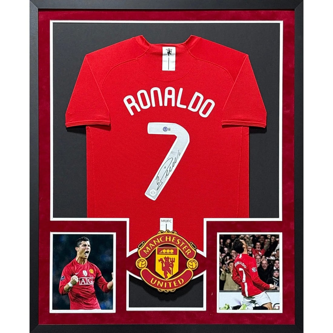 Framed Manchester United Jersey Signed by Cristiano Ronaldo Beckett BAS Authenticated: Framed Manchester United Jersey Signed by Cristiano Ronaldo Beckett BAS Authenticated This is a framed Manchester United jersey autographed by Cristiano Ronaldo. The jersey is authenticated by Beckett
