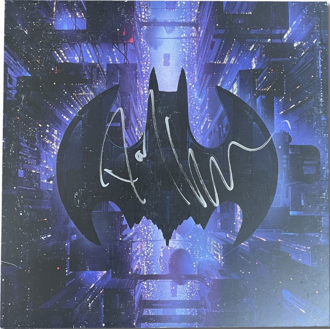 Danny Elfman JSA Authenticated Autographed Record Sleeve With Vinyl: Danny Elfman JSA Authenticated Autographed Record Sleeve With Vinyl This is an original record sleeve autographed by Danny Elfman, known for his work with Batman and Oingo Boingo. The item includes th
