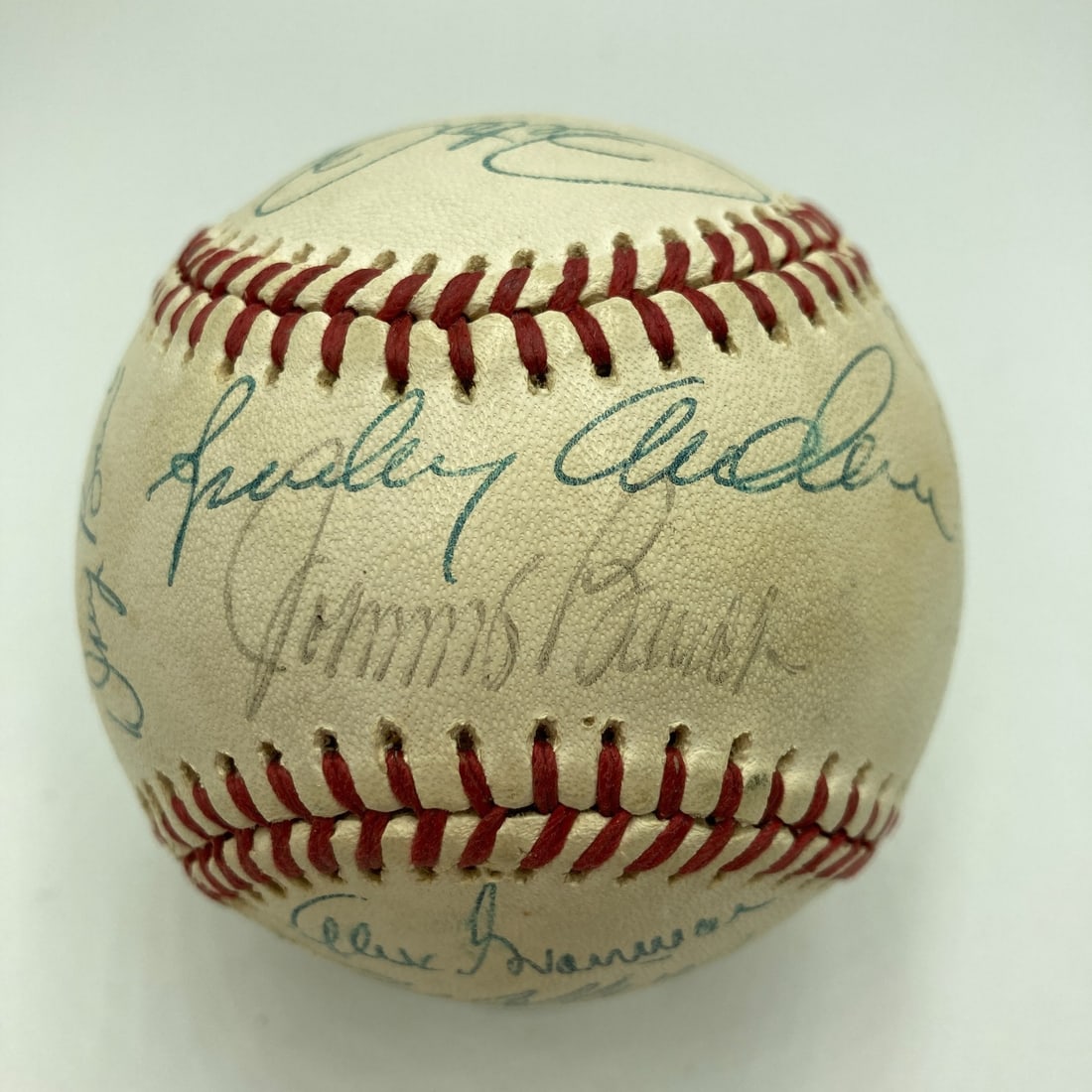 1978 Cincinnati Reds Team Signed Baseball with JSA COA: 1978 Cincinnati Reds Team Signed Baseball with JSA COA This 1978 Cincinnati Reds Team Signed Official National League Baseball is a must-have for any baseball collector. Authenticated by James Spence 