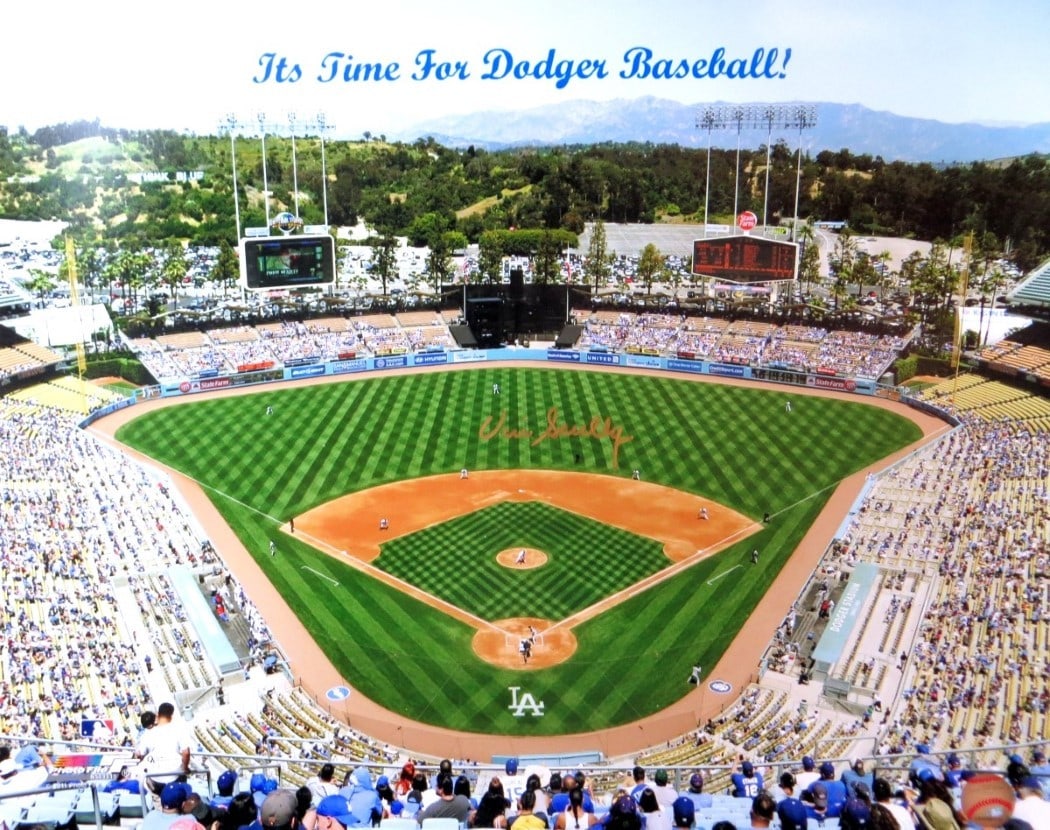 Vin Scully Autographed 16x20 Photo LA Dodgers Online Authentics: Vin Scully Autographed 16x20 Photo LA Dodgers Online Authentics Celebrate the legacy of Vin Scully with this stunning autographed 16x20 photo featuring Dodger Stadium. This original piece captures the