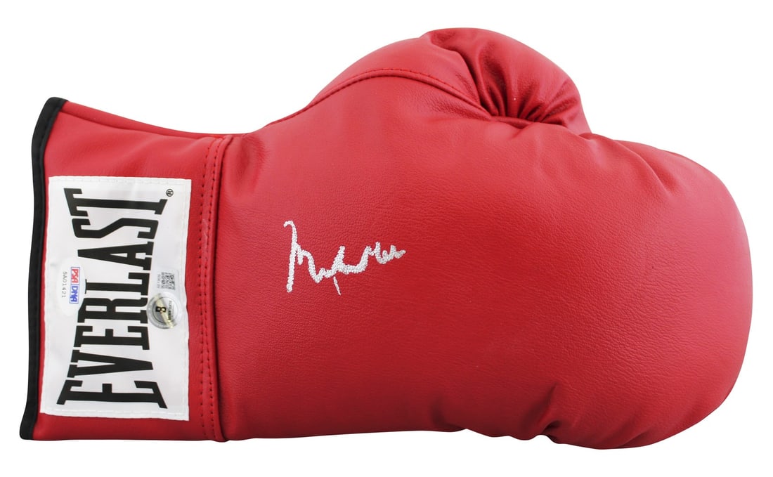 Muhammad Ali Signed Red Everlast Boxing Glove Beckett Authenticated: Muhammad Ali Signed Red Everlast Boxing Glove Beckett Authenticated This authentic red Everlast boxing glove has been personally signed by the legendary Muhammad Ali. The item is original and comes wi