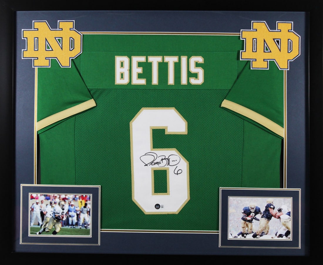Jerome Bettis Signed Notre Dame Green Framed Jersey BAS Witnessed: Jerome Bettis Signed Notre Dame Green Framed Jersey BAS Witnessed This authentic green pro style framed jersey has been personally signed by Jerome Bettis, a celebrated player of the Notre Dame Fighti