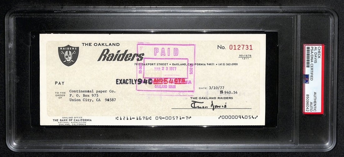 1977 Oakland Raiders signed check Al Davis PSA DNA: 1977 Oakland Raiders signed check Al Davis PSA DNA This is an original 1977 Oakland Raiders check signed by Al Davis. The autograph has been authenticated by PSA, ensuring its authenticity. This colle