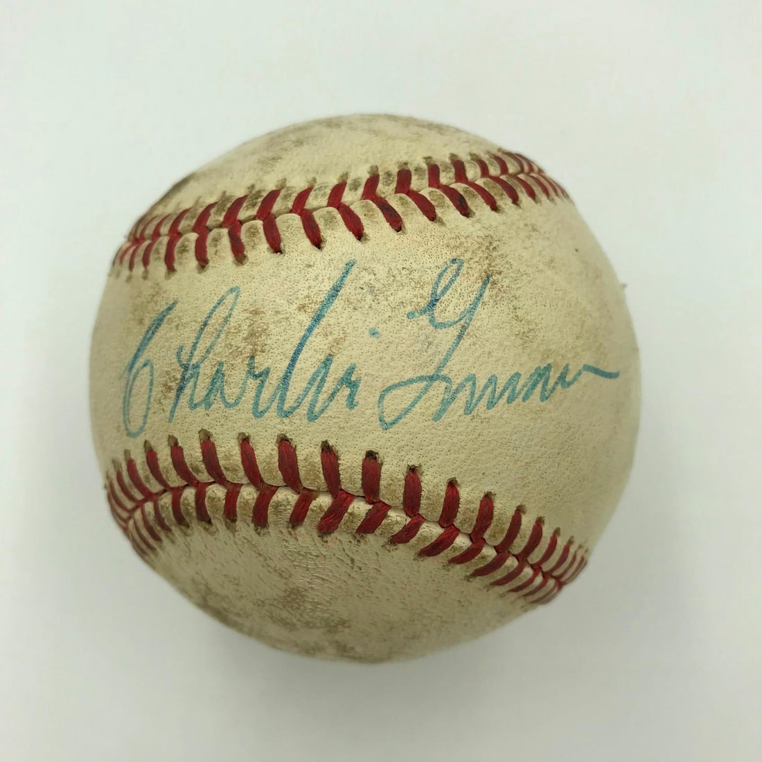 1950s Charlie Grimm Signed Game Used NL Baseball JSA COA Chicago Cubs: 1950s Charlie Grimm Signed Game Used NL Baseball JSA COA Chicago Cubs This is a 1950's Charlie Grimm single-signed game-used official National League baseball from the Chicago Cubs, authenticated by J