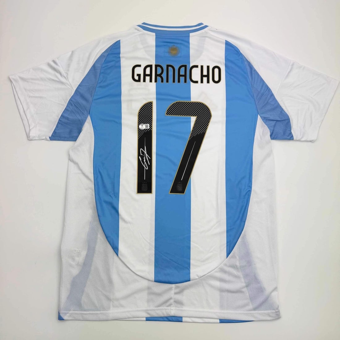 Authentic Signed Alejandro Garnacho Argentina Blue Jersey Beckett BAS COA: Authentic Signed Alejandro Garnacho Argentina Blue Jersey Beckett BAS COA This is an authentic autographed Alejandro Garnacho Argentina blue jersey, certified by Beckett Grading Services (BAS) with a 