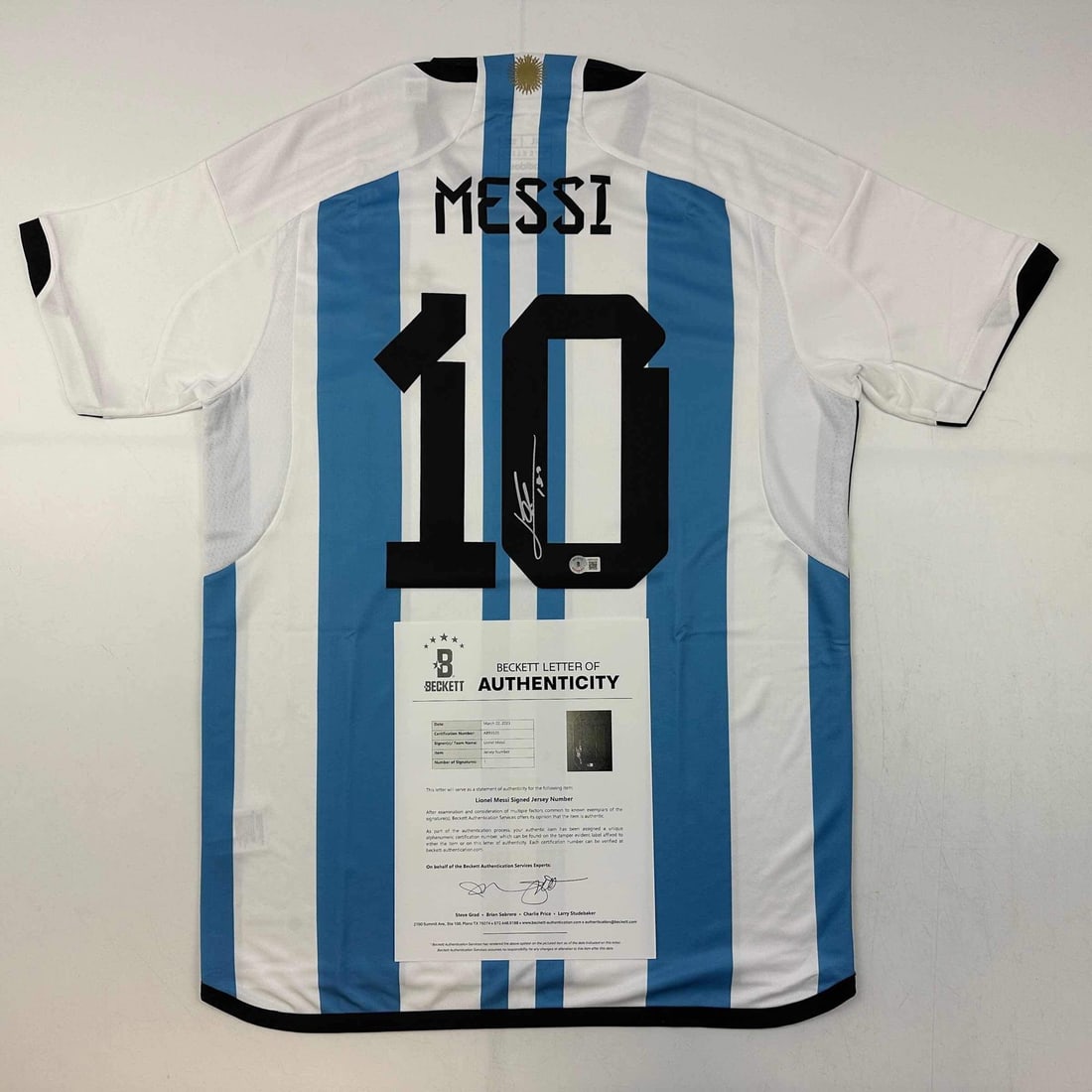 Lionel Messi signed Argentina custom XL jersey Beckett BAS COA LOA (1 of 6)