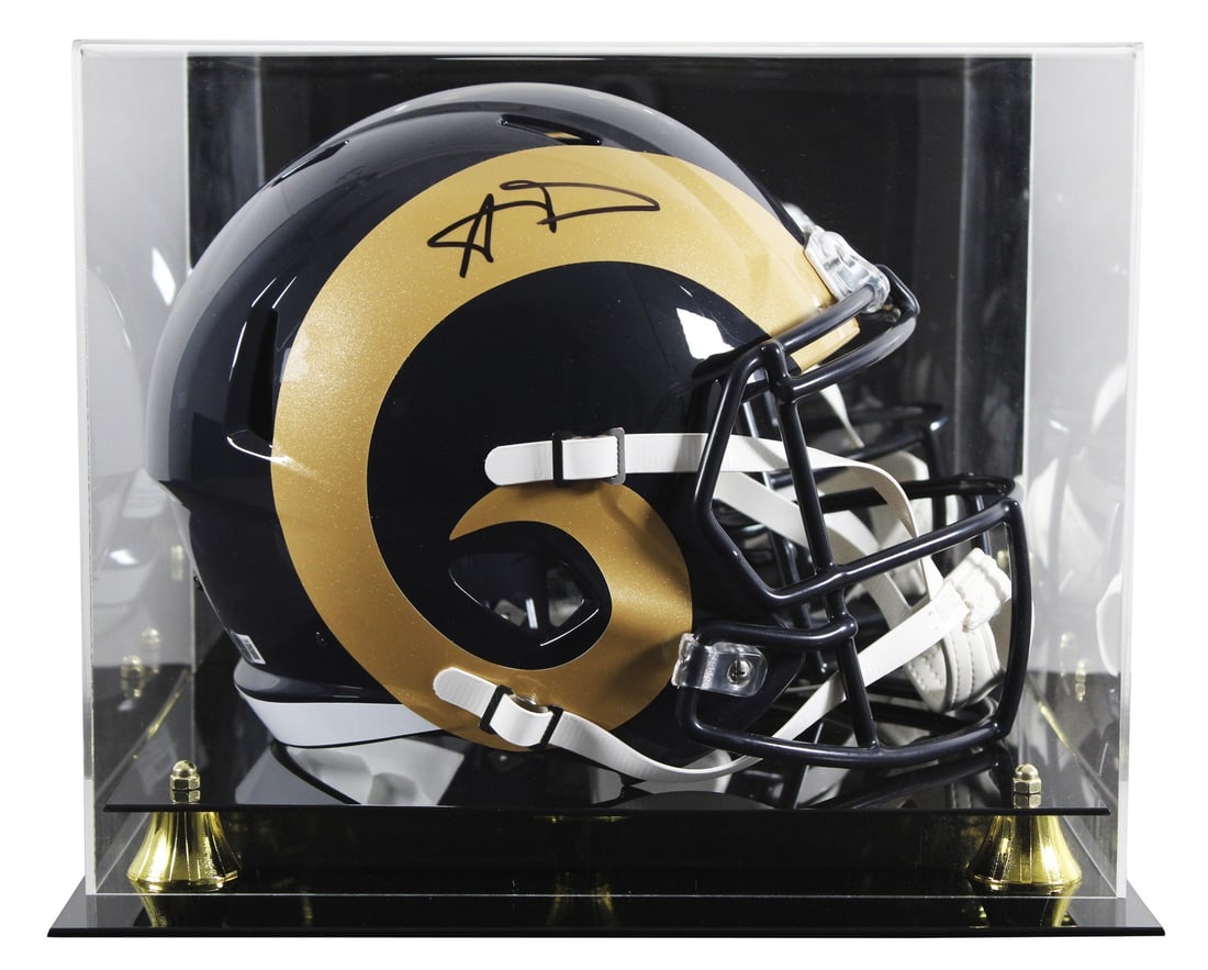 Aaron Donald Autographed Rams Throwback Speed Replica Helmet With Beckett Case: Aaron Donald Autographed Rams Throwback Speed Replica Helmet With Beckett Case This Los Angeles Rams 2000-16 Throwback Full Size Speed Replica Helmet features a hand-signed autograph by Aaron Donald. 