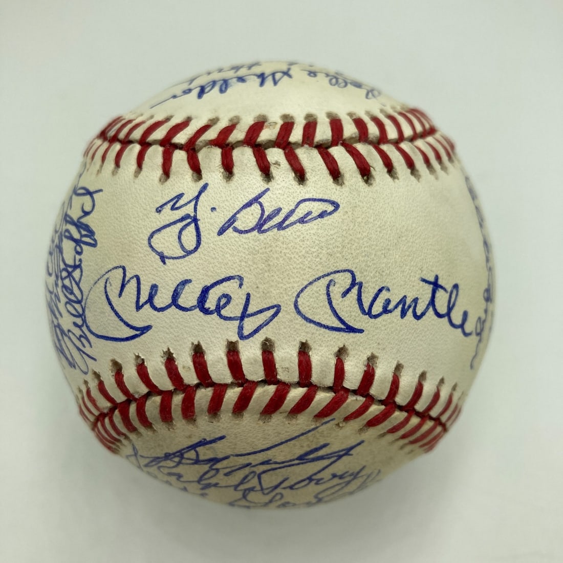 1961 Yankees Team Signed Baseball with Mickey Mantle JSA Authenticated: 1961 Yankees Team Signed Baseball with Mickey Mantle JSA Authenticated Celebrate the legacy of the 1961 World Series Champions with this authentic New York Yankees baseball, signed by thirty-three leg