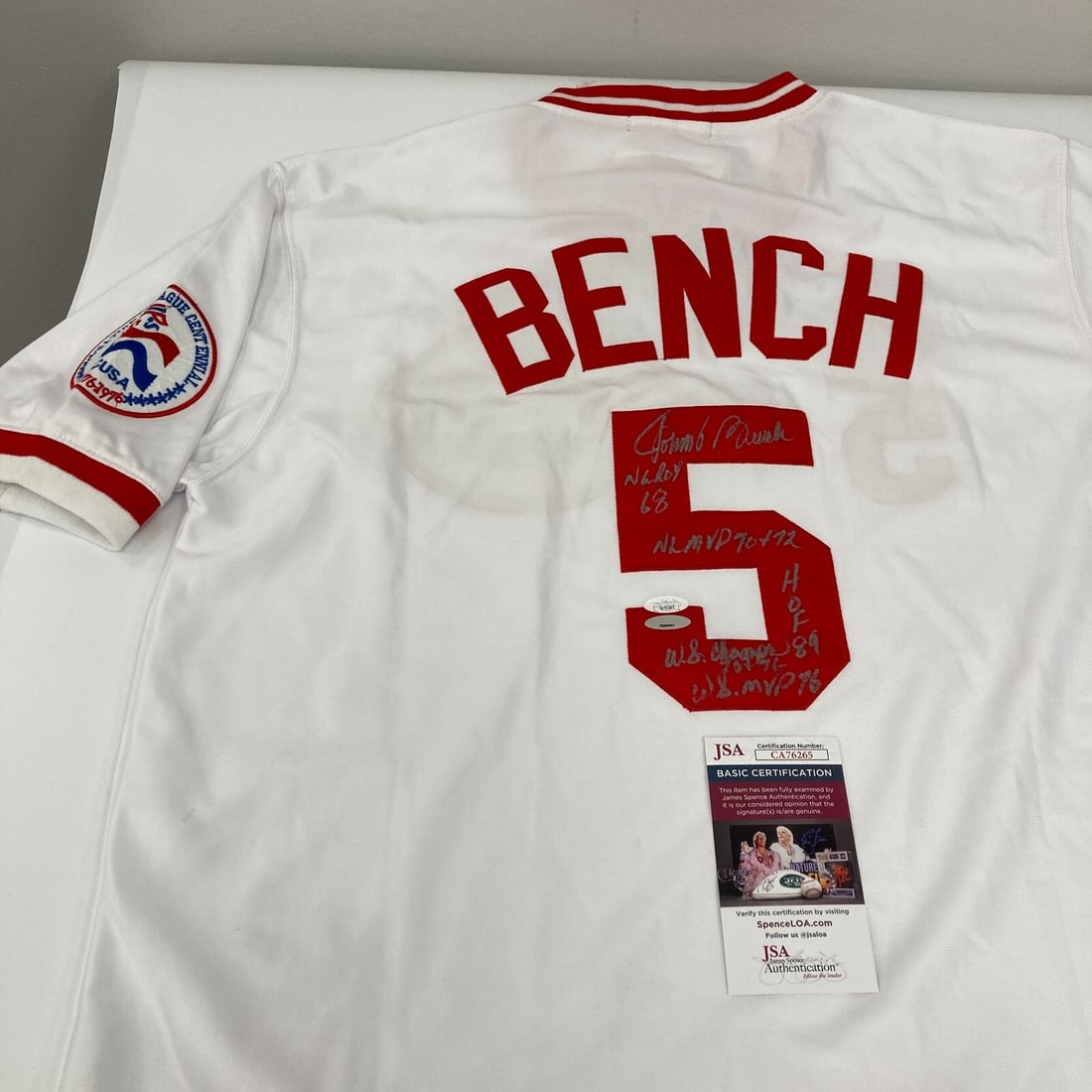 Johnny Bench Signed Inscribed Cincinnati Reds Jersey Mitchell & Ness JSA Authenticated: Johnny Bench Signed Inscribed Cincinnati Reds Jersey Mitchell & Ness JSA Authenticated Celebrate baseball history with this original Johnny Bench signed and inscribed Cincinnati Reds jersey. Crafted b