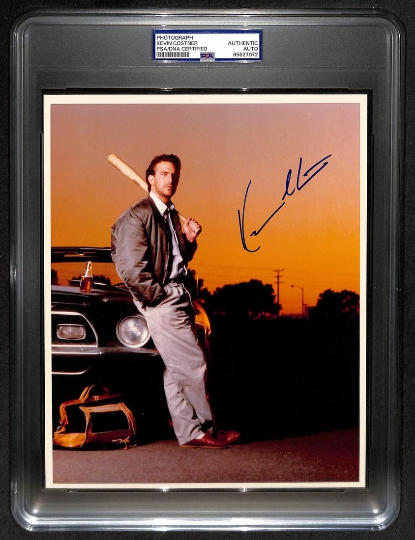 Kevin Costner Autographed Field of Dreams 8x10 Photograph with PSA DNA Authentication (1 of 3)