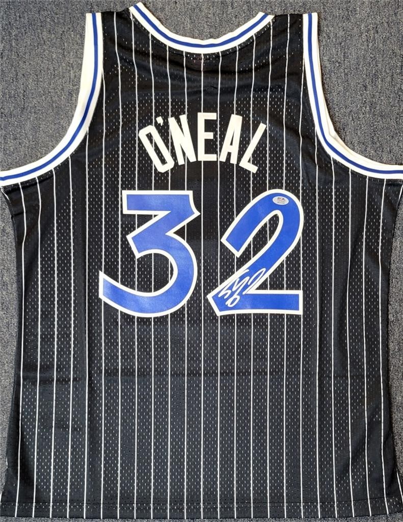 Shaquille O'Neal Signed 1994-95 Magic Jersey PSA Authenticated: Shaquille O'Neal Signed 1994-95 Magic Jersey PSA Authenticated Celebrate basketball history with this authentic Shaquille O'Neal signed Mitchell & Ness 1994-95 Orlando Magic jersey. This original jers