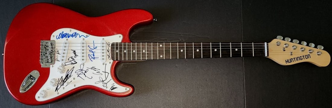 Mad Men Cast Signed Electric Guitar with JSA Authentication: Mad Men Cast Signed Electric Guitar with JSA Authentication This authentic electric guitar is hand-signed by the cast of the acclaimed television series Mad Men, featuring the signature of leading act