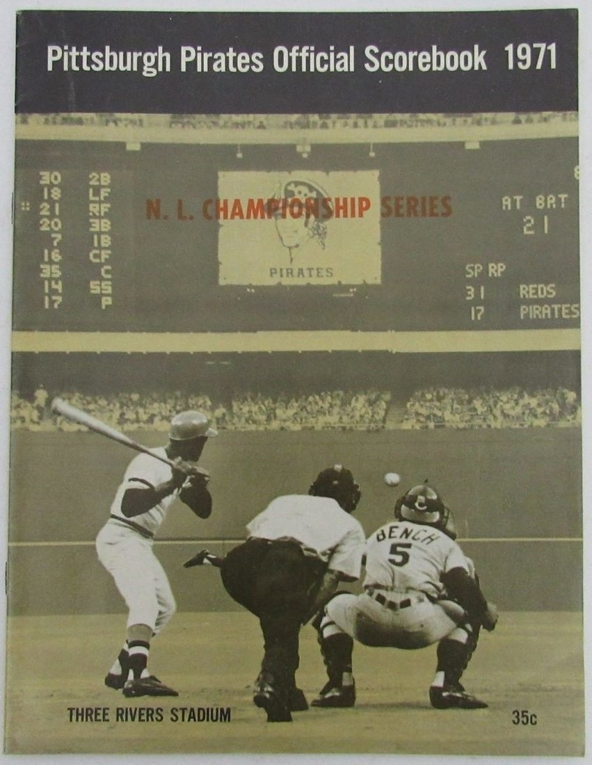 1971 Pittsburgh Pirates official scorebook program: 1971 Pittsburgh Pirates official scorebook program This is an original 1971 Pittsburgh Pirates official baseball program scorebook from the United States. It is a pre-owned collectible item, offering 