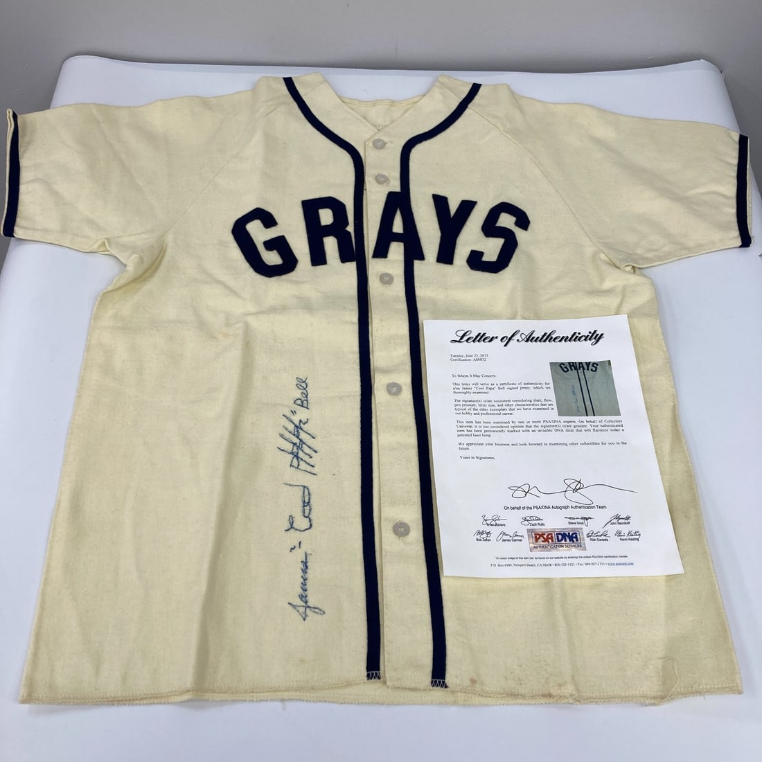 Autographed Homestead Grays Jersey by James Cool Papa Bell PSA Authenticated: Autographed Homestead Grays Jersey by James Cool Papa Bell PSA Authenticated This is a pre-owned Homestead Grays Negro League jersey signed by James Cool Papa Bell. The autograph has been authenticate