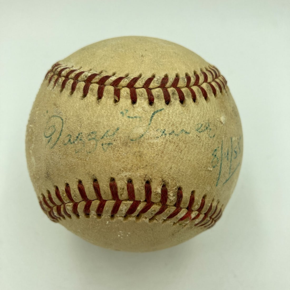 Dazzy Vance Signed 1950s National League Baseball JSA COA: Dazzy Vance Signed 1950s National League Baseball JSA COA This is a 1950's National League baseball signed by the legendary player Dazzy Vance, complete with a full letter of authentication from James