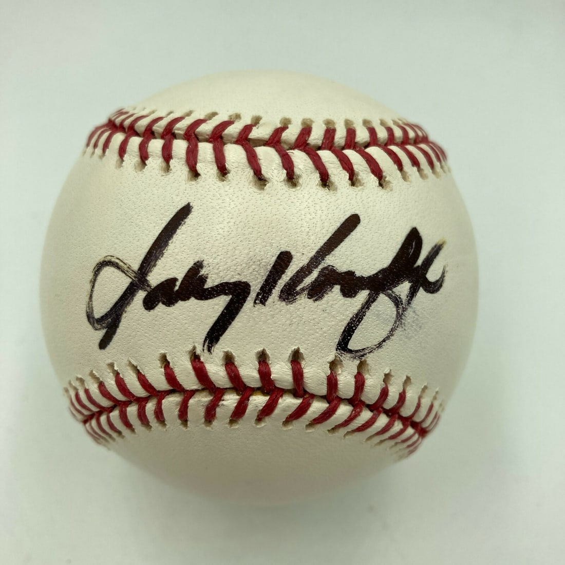 Sandy Koufax Signed Official MLB Baseball PSA DNA Authenticated: Sandy Koufax Signed Official MLB Baseball PSA DNA Authenticated This is an Official National League Baseball signed by legendary MLB pitcher Sandy Koufax, known for his time with the Los Angeles Dodge