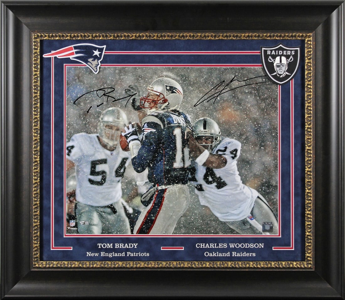 Tom Brady Charles Woodson Signed 16x20 Framed Photo Authentic Fanatics: Tom Brady Charles Woodson Signed 16x20 Framed Photo Authentic Fanatics This stunning autographed 16x20 framed photo features both Tom Brady and Charles Woodson, celebrating their legendary careers. Ea