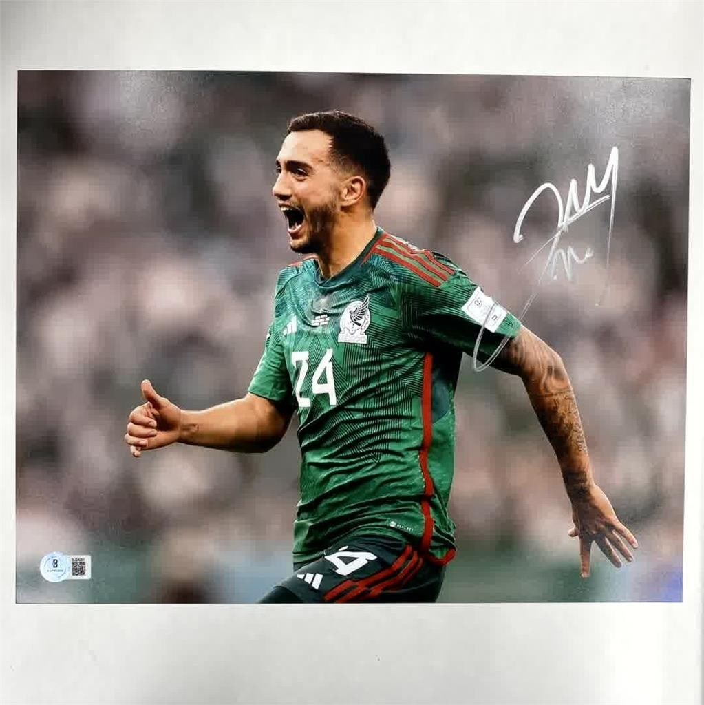 Team Mexico 11x14 Photo Signed by Luis Chavez Beckett Authenticated (1 of 3)