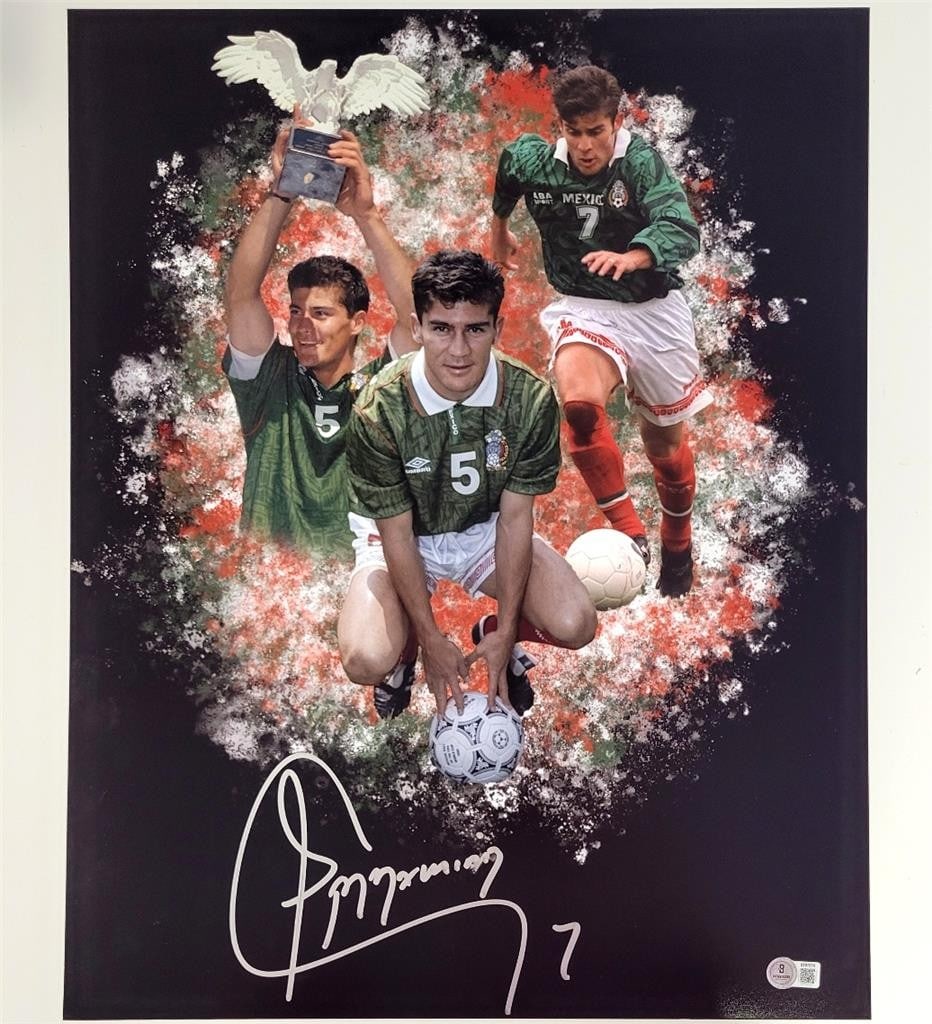 Claudio Suarez Signed 16x20 Team Mexico Soccer Photo Beckett BAS (1 of 1)