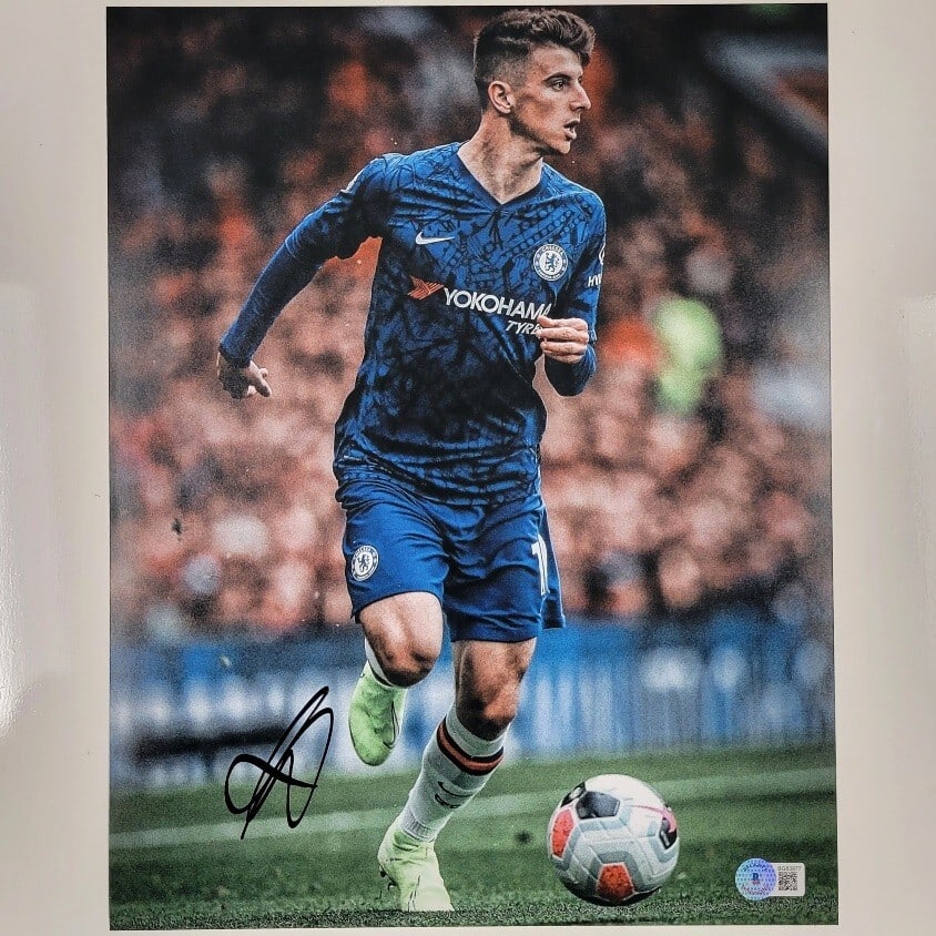 Mason Mount Signed Chelsea 11x14 Photo Beckett BAS Authenticated (1 of 3)
