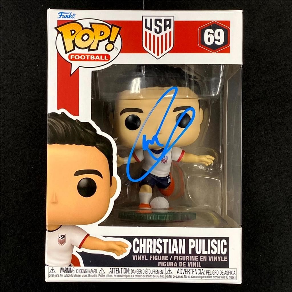 Beckett BAS Christian Pulisic USA World Cup Funko Pop autograph: Beckett BAS Christian Pulisic USA World Cup Funko Pop autograph This Funko Pop! collectible features an authentic autograph from Christian Pulisic, a key player for the USA national soccer team (USMNT