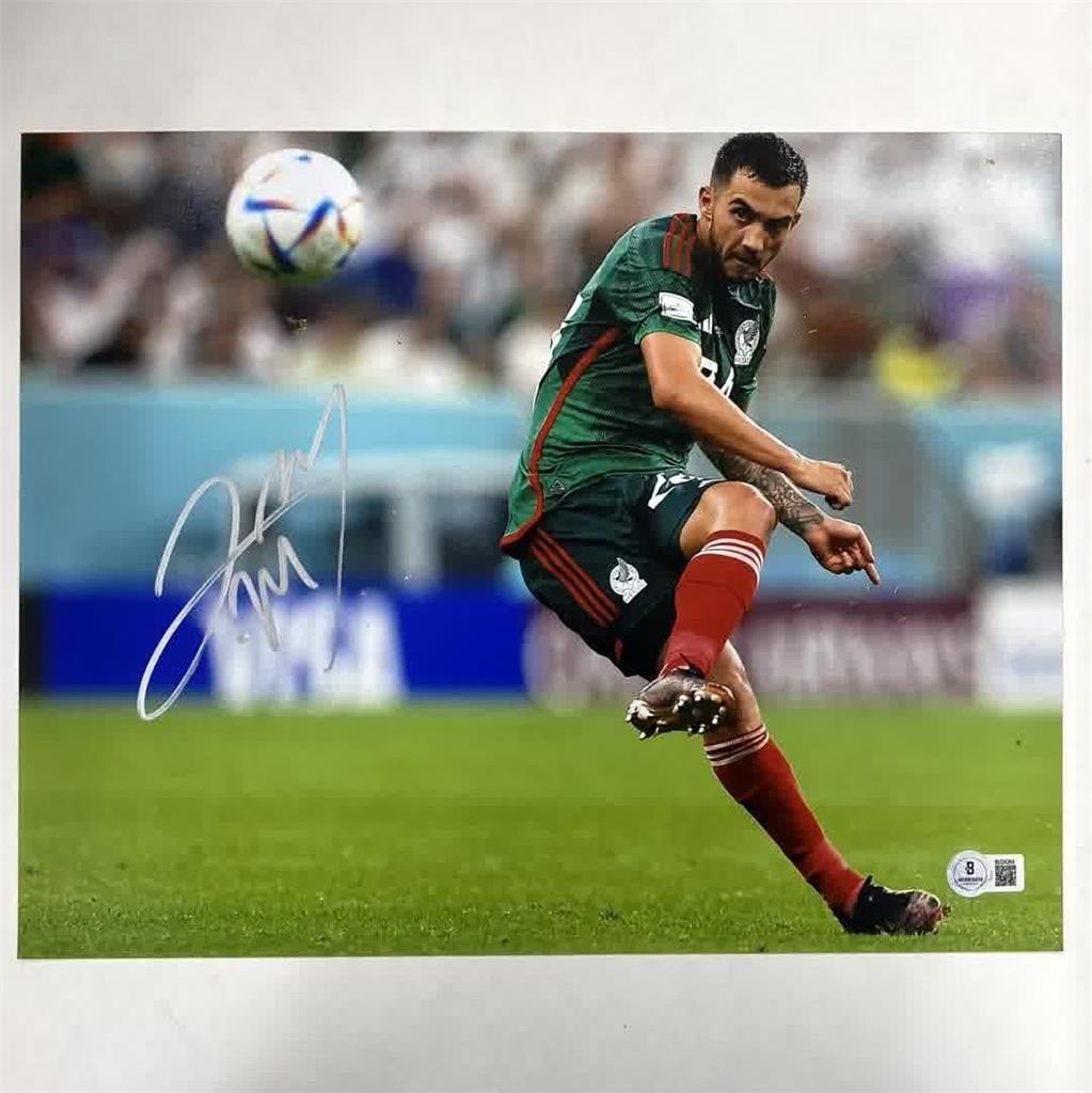 Luis Chavez autographed 11x14 Mexico soccer photograph Beckett authenticated (1 of 3)