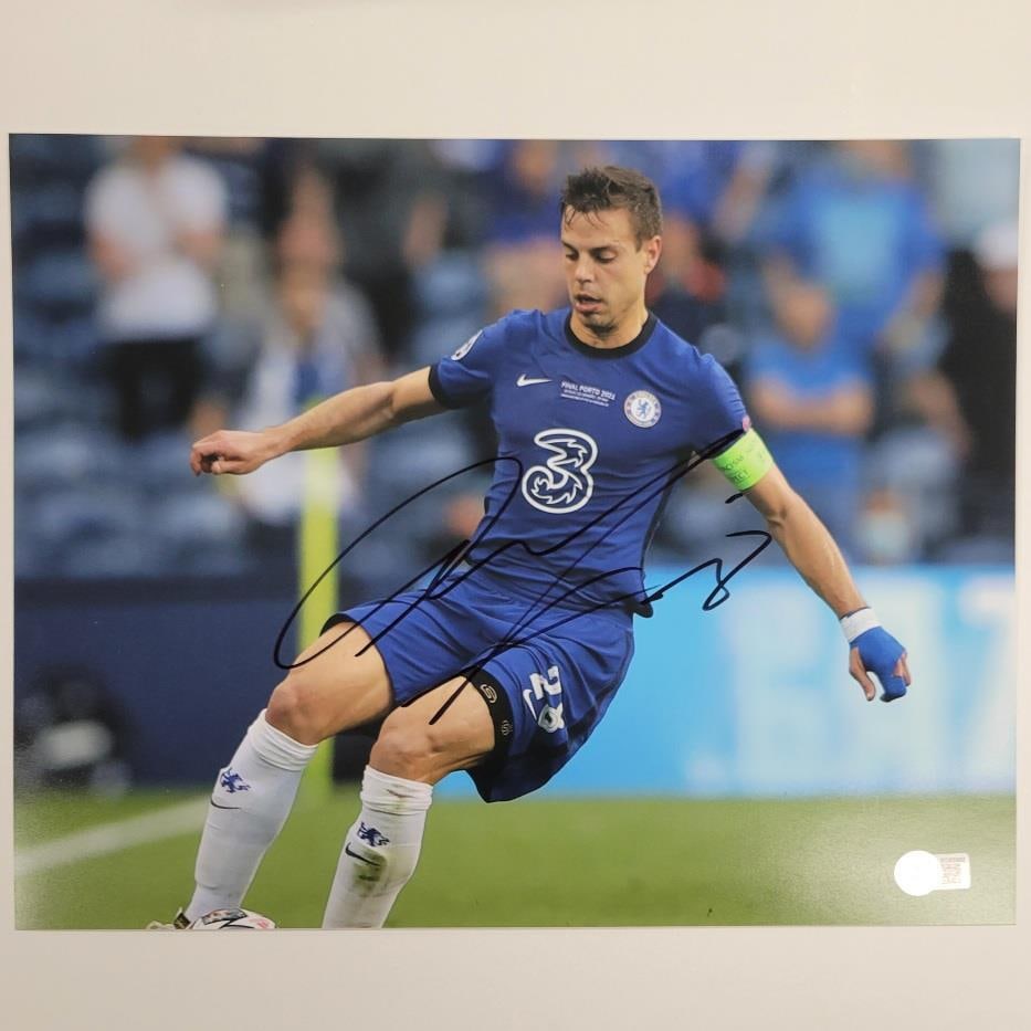 Cesar Azpilicueta Signed Chelsea FC 11x14 Photo with 3 Autographs BAS (1 of 3)
