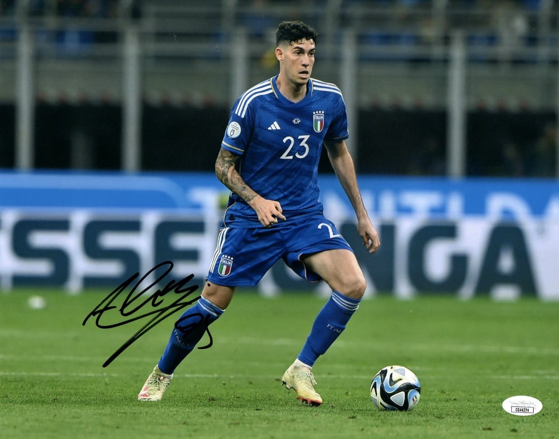 Alessandro Bastoni Signed 11X14 Photo Italy Team JSA Authenticated: Alessandro Bastoni Signed 11X14 Photo Italy Team JSA Authenticated Celebrate the talent of Alessandro Bastoni with this stunning autographed 11X14 photo featuring the Italy National Team. This origina