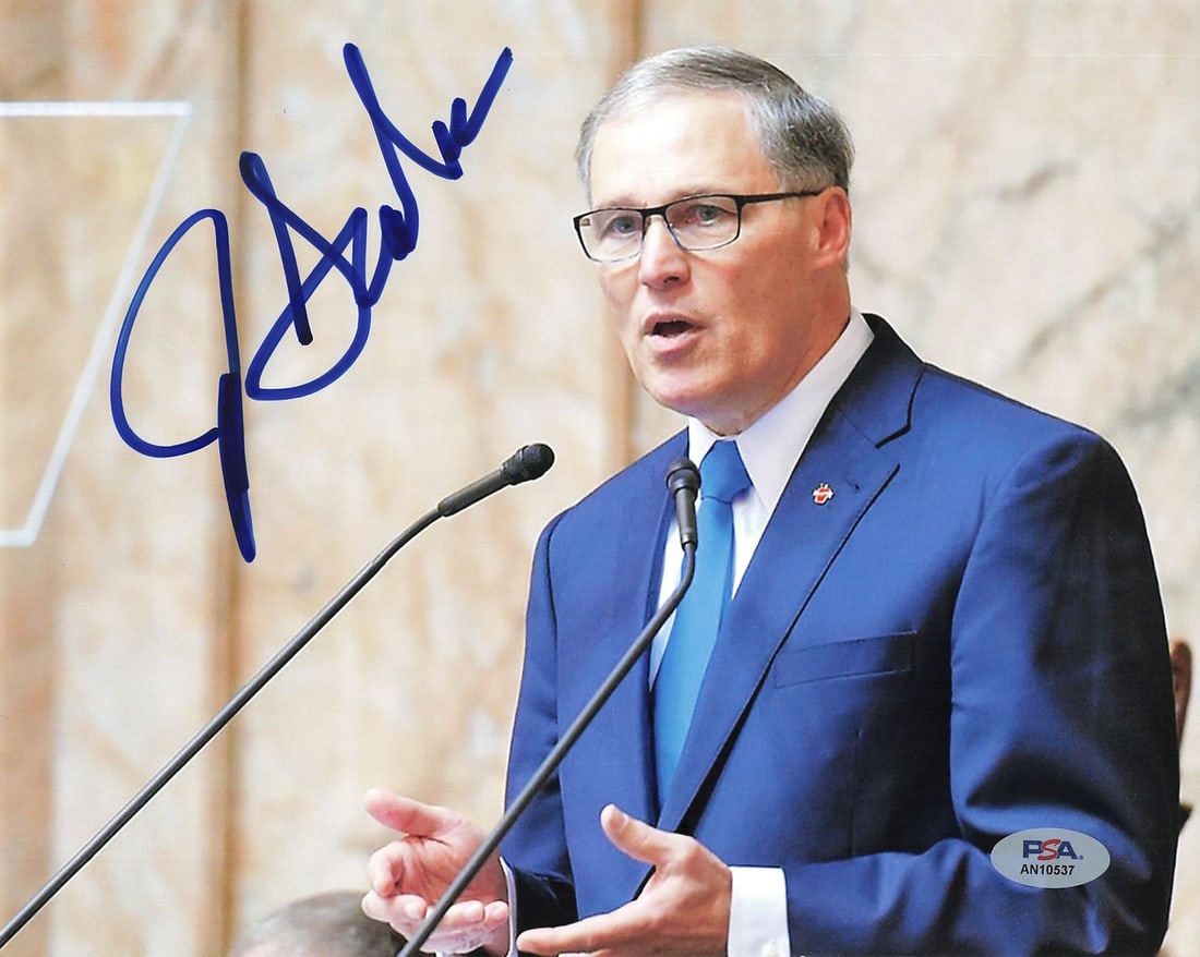 Jay Inslee Autographed 8x10 Photo PSA/DNA Authentic Signature: Jay Inslee Autographed 8x10 Photo PSA/DNA Authentic Signature This is an original 8x10 photograph signed by politician Jay Inslee. The signature has been authenticated by PSA/DNA, ensuring its authent