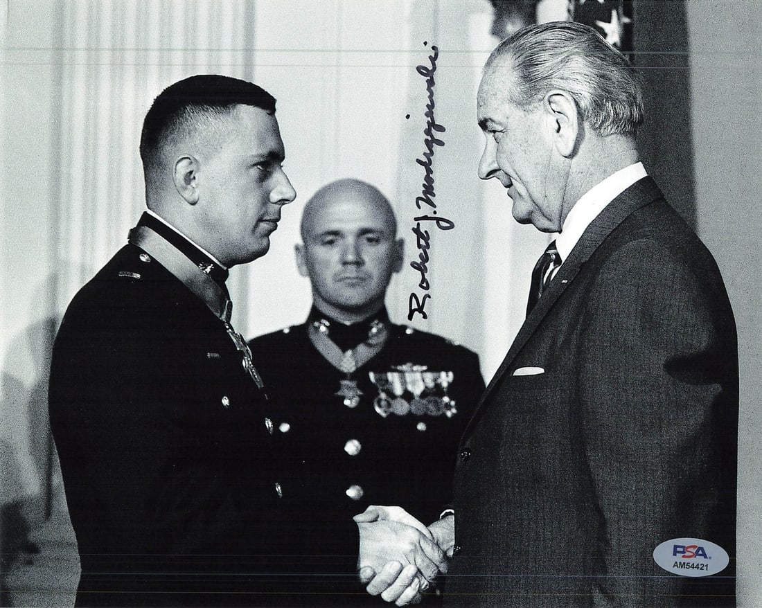 Robert J Modrzejewski Autographed 8x10 Photo PSA/DNA Certified: Robert J Modrzejewski Autographed 8x10 Photo PSA/DNA Certified This is an original 8x10 photograph signed by Robert J. Modrzejewski. The authenticity of the signature has been verified by PSA/DNA, ens