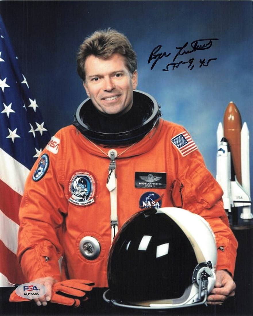 Byron K. Lichtenberg Autographed 8x10 Photo PSA/DNA Certified Space Worker (1 of 1)