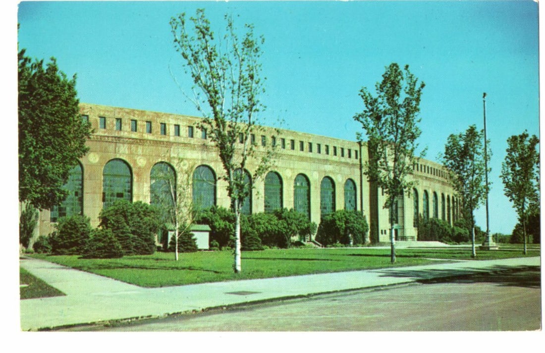 Unused Vintage Postcard Featuring Nebraska Memorial Stadium Lincoln (1 of 1)