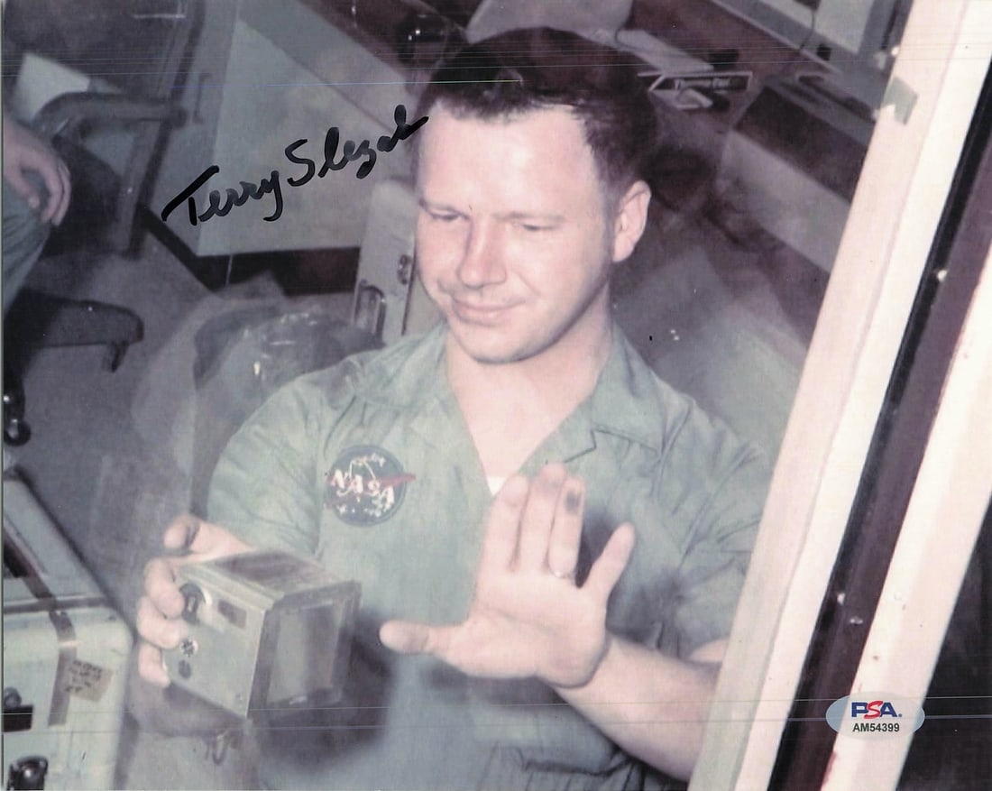 Terry Slezak Autographed 8x10 Photo PSA/DNA NASA Memorabilia: Terry Slezak Autographed 8x10 Photo PSA/DNA NASA Memorabilia This is a professionally printed 8x10 photograph signed by Terry Slezak, a notable figure associated with NASA. The autograph has been veri