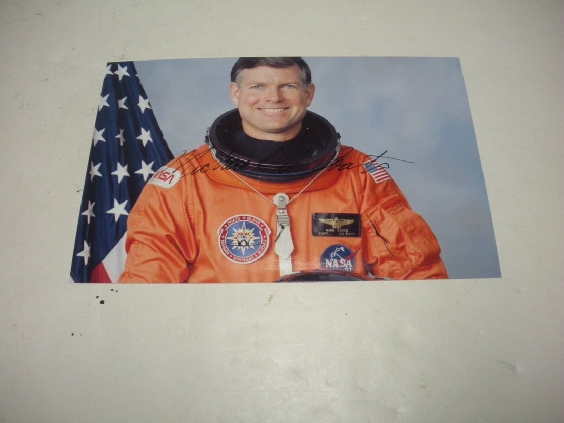 Michael Coats Signed 4x6 NASA Astronaut Photo With Certificate of Authenticity (1 of 1)